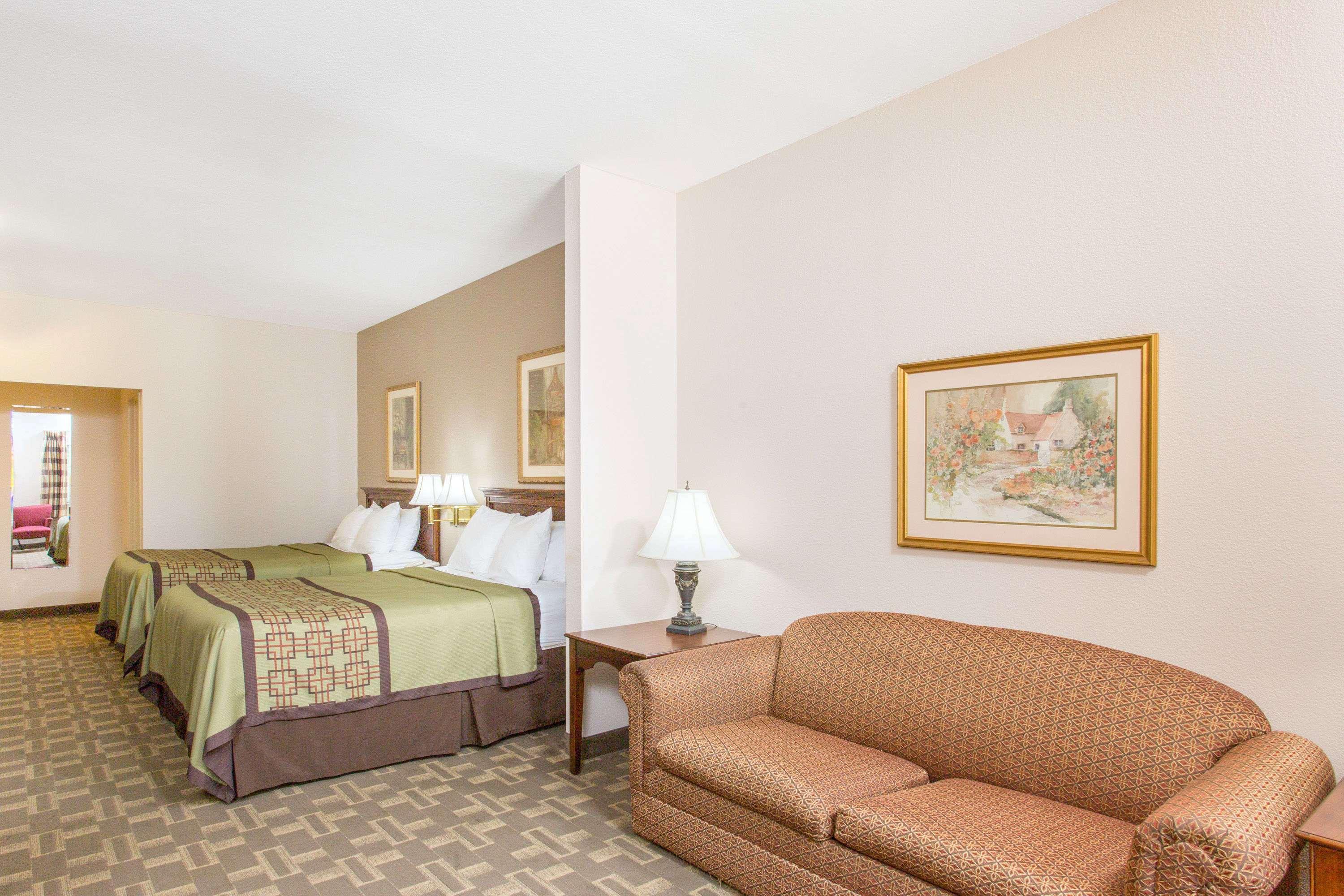 Days Inn By Wyndham Lexington Extérieur photo
