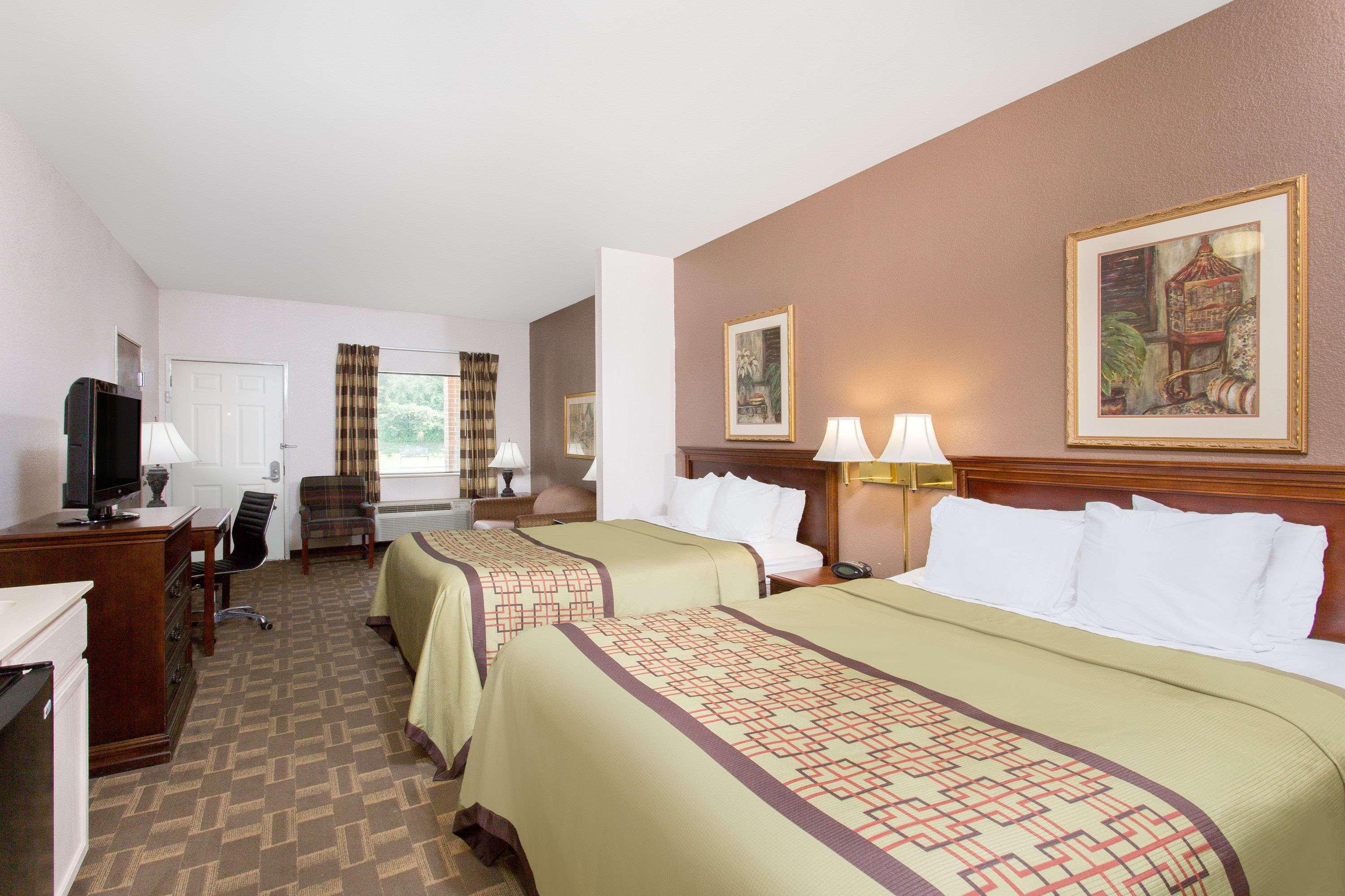 Days Inn By Wyndham Lexington Extérieur photo